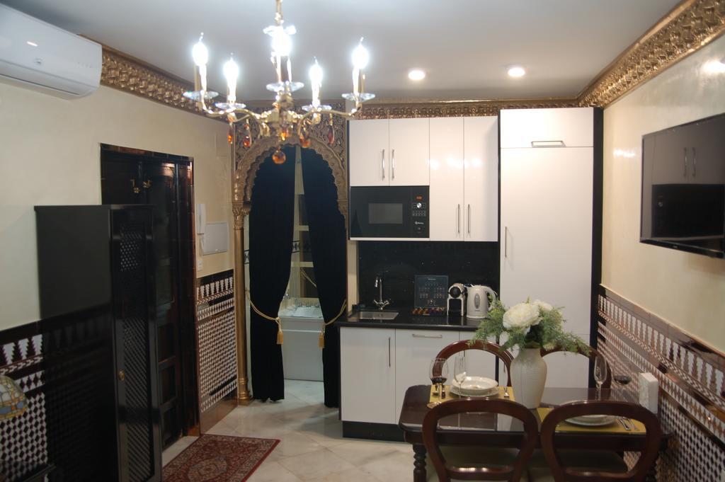 Luxury Apartment Plus Ultra Seville Exterior photo